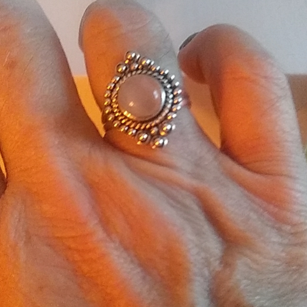 Ring - Picture 4 of 4